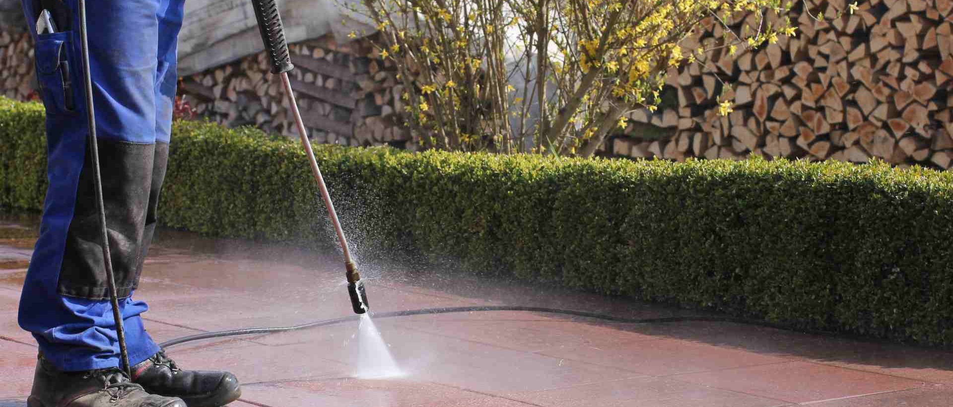 garden maintenance W7