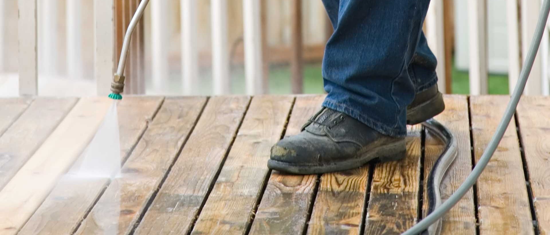 patio cleaning W7